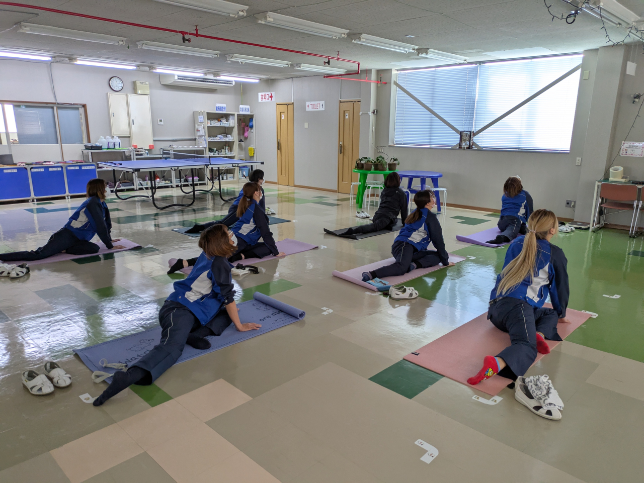 121111000000077 (002)